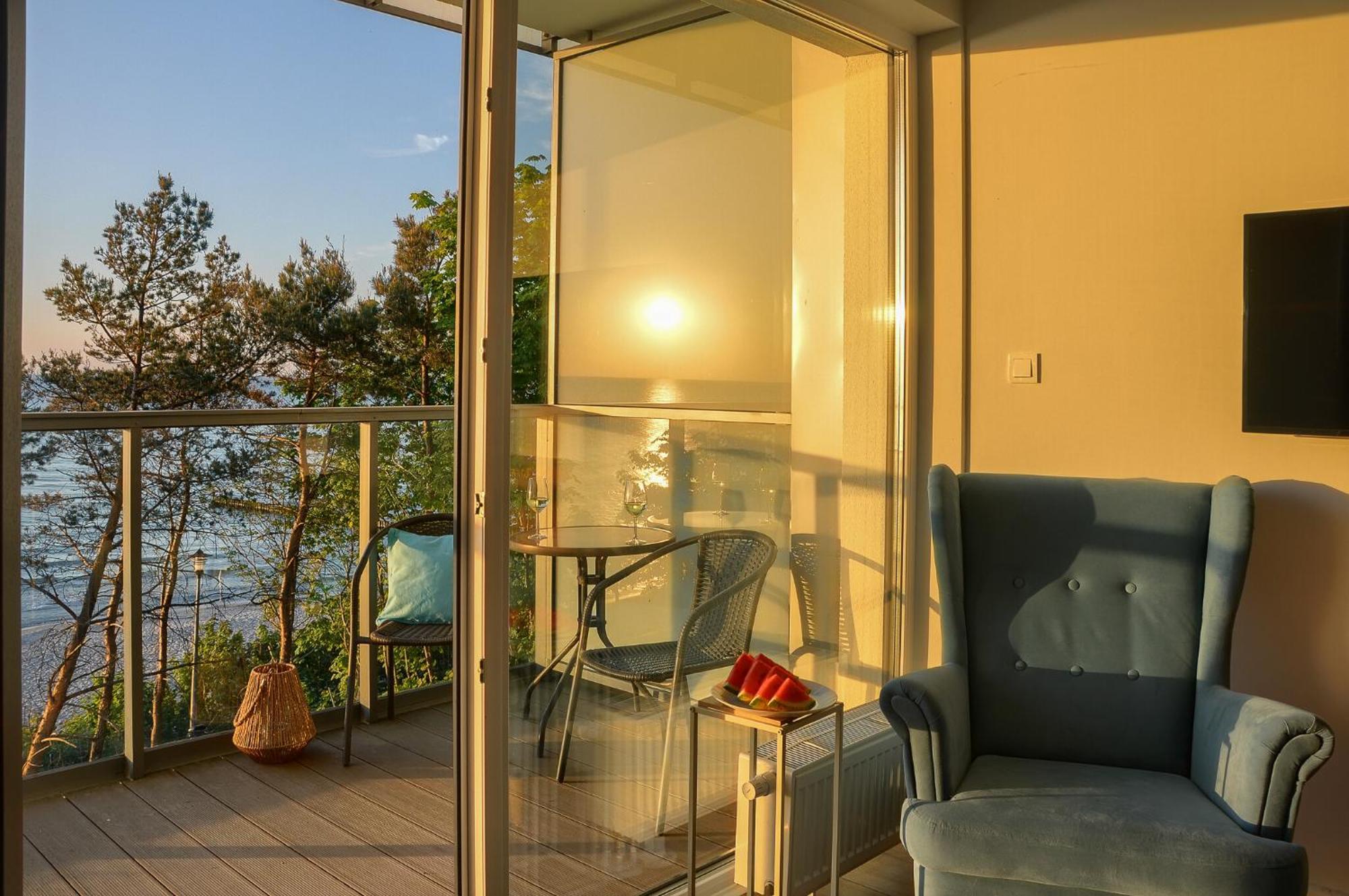 Apartament Z Widokiem Na Morze- Ustronie Apartments Nadmorski Luksus Apartamenty أوسترونيه مورسكية المظهر الخارجي الصورة
