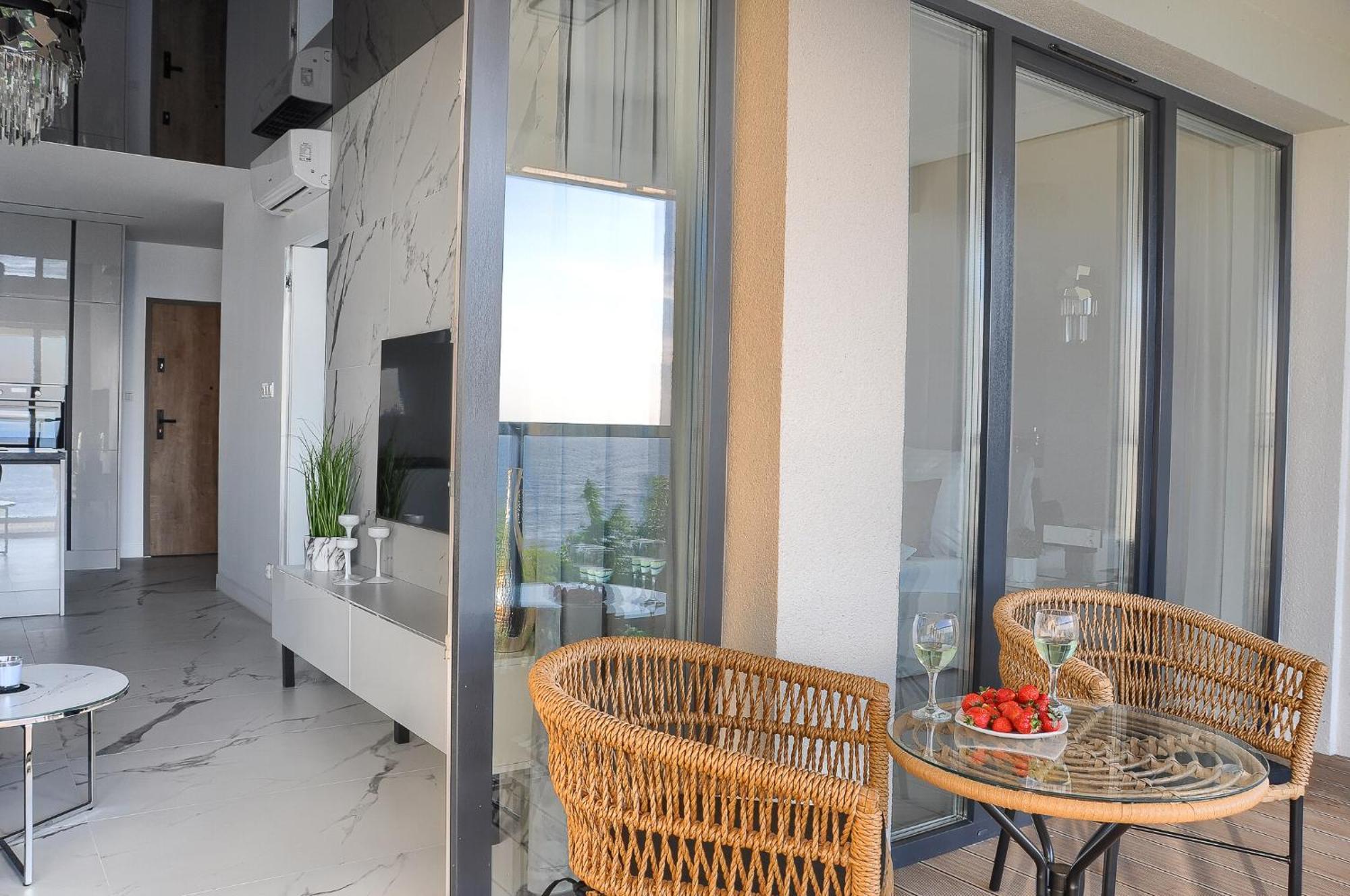 Apartament Z Widokiem Na Morze- Ustronie Apartments Nadmorski Luksus Apartamenty أوسترونيه مورسكية المظهر الخارجي الصورة